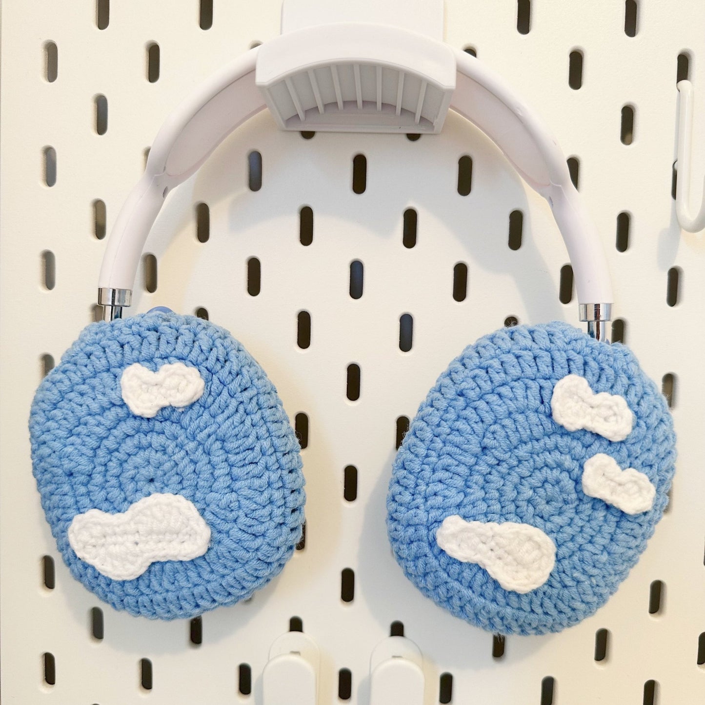AIRIES Airpod Max Crochet Cover - Clouds - StarPOP shop